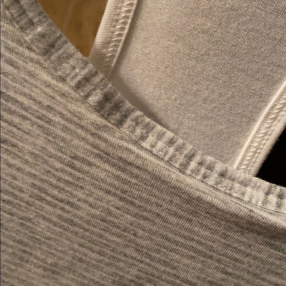 Crop & layer tee - Picture 3 of 5